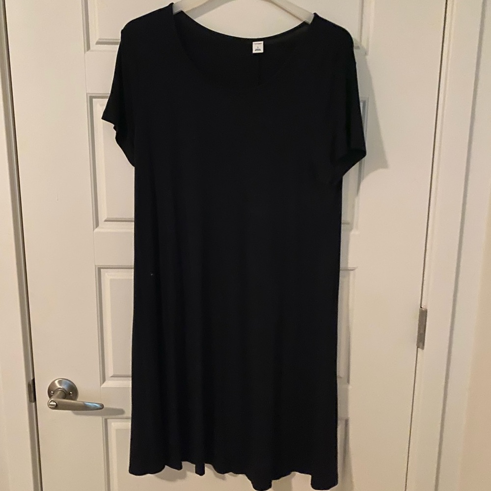 Short Sleeve Crew Neck Dress